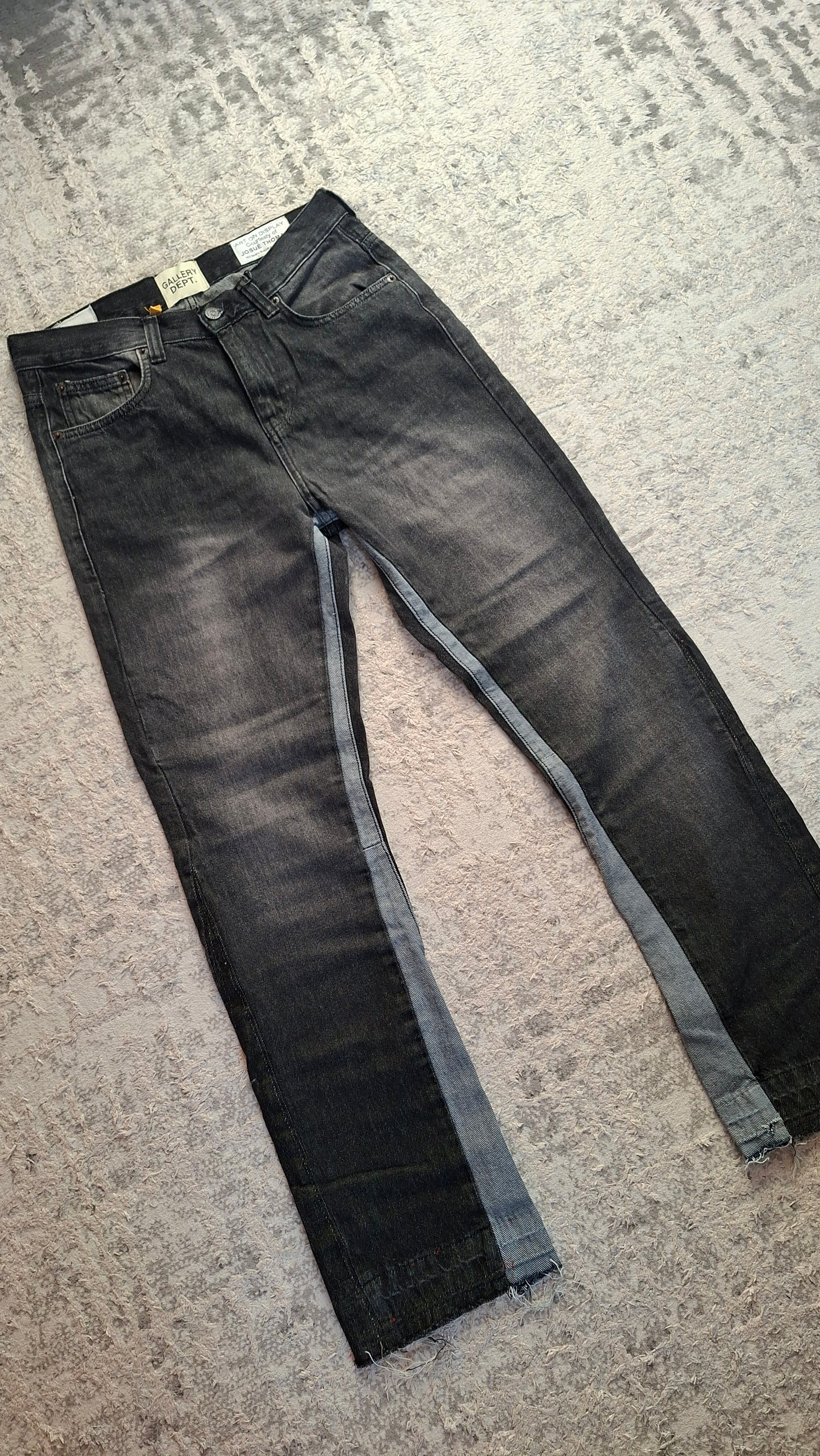 t.GALLERY DEPT FLARED JEANS BLACK